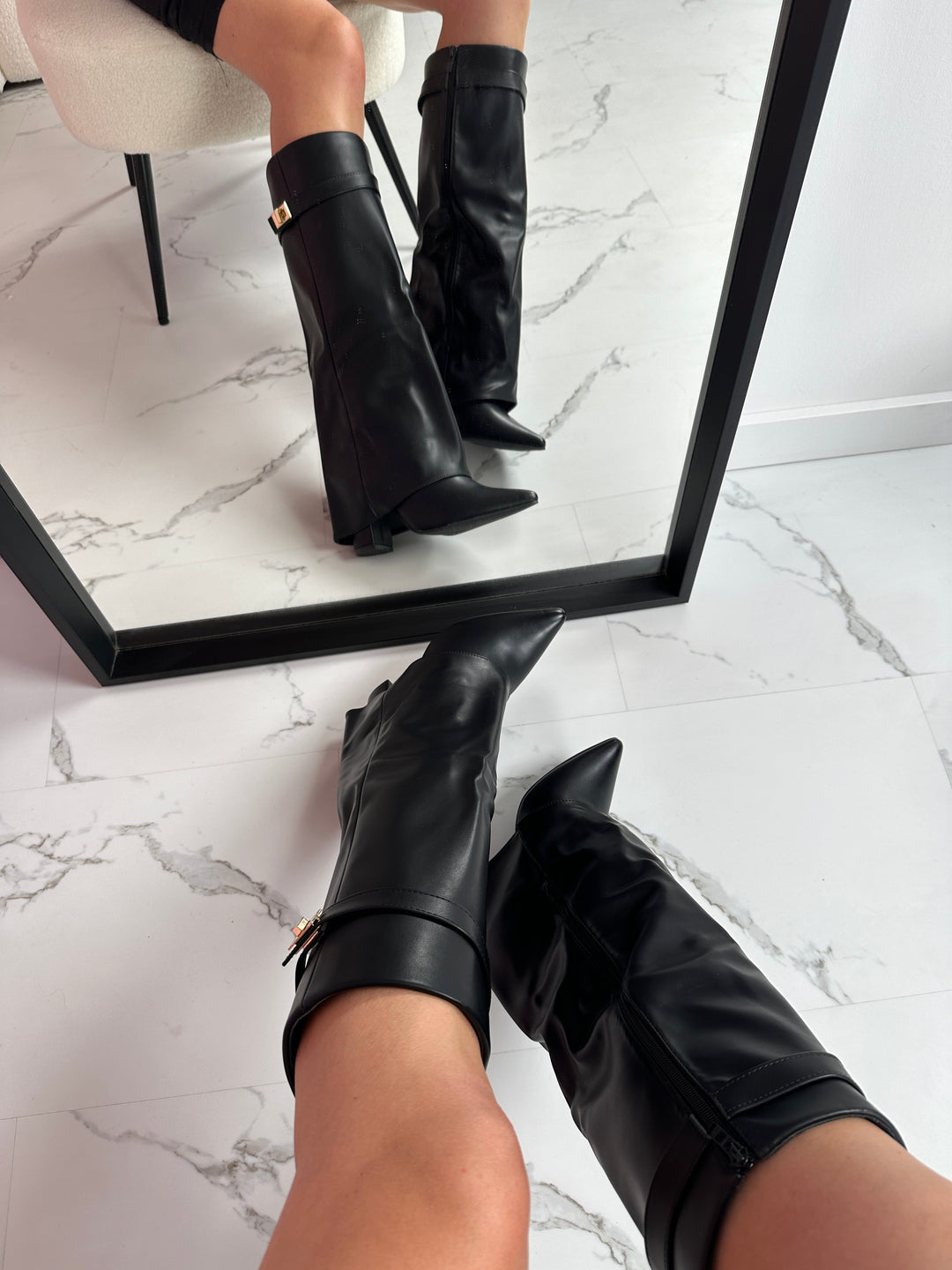 SEREN™ - Black Leather Boots