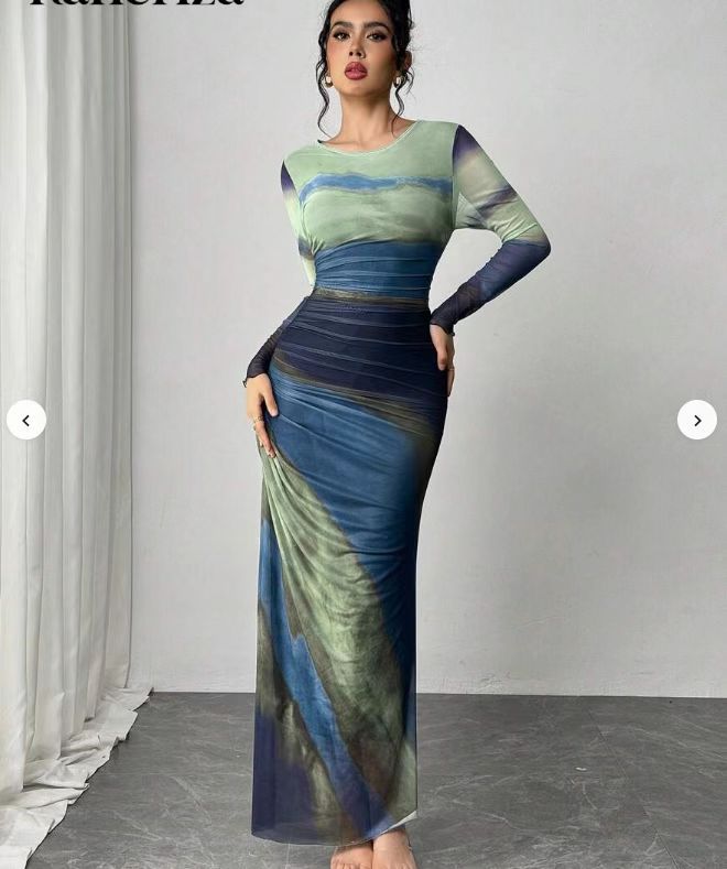 Anna  - Comfy Round Neck Bodycon Maxi Dress