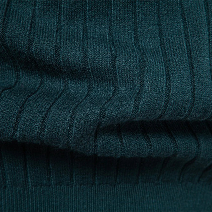 Hobson  Men's Turtleneck Sweater Solid Color.
